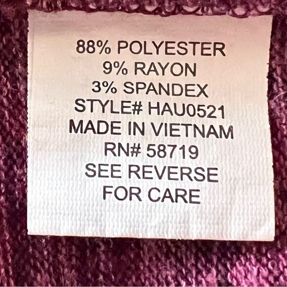 NY Collection Long Sleeve Shoulder Cutout Tunic Top With Grommets - Picture 5 of 10